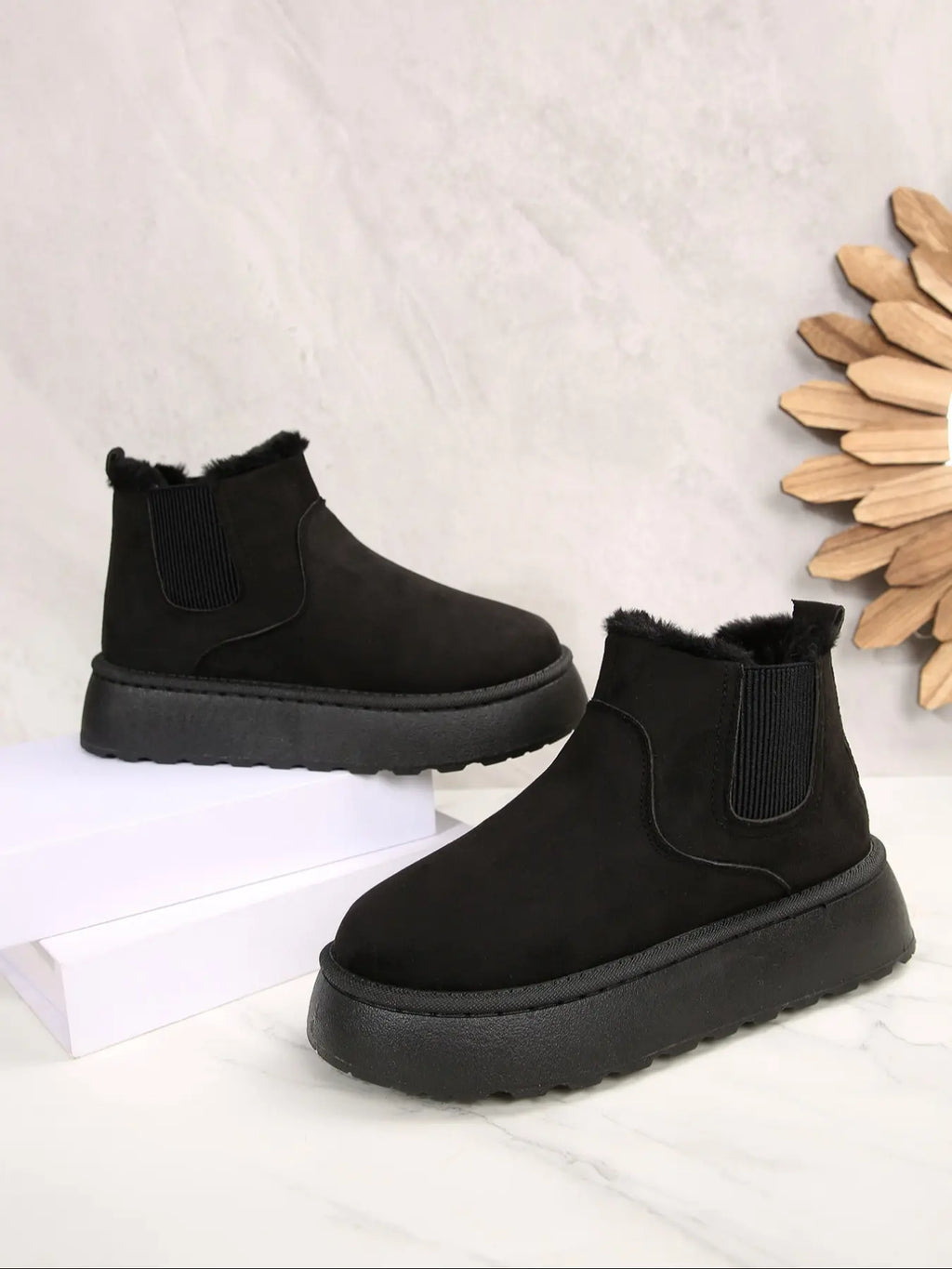 Women'S Stylish Warm Snow Boots, Comfortable Thick Sole Non-Slip Fashionable Durable Essential for Winter, Ideal for Daily Outings, Winter Warm Shoes
